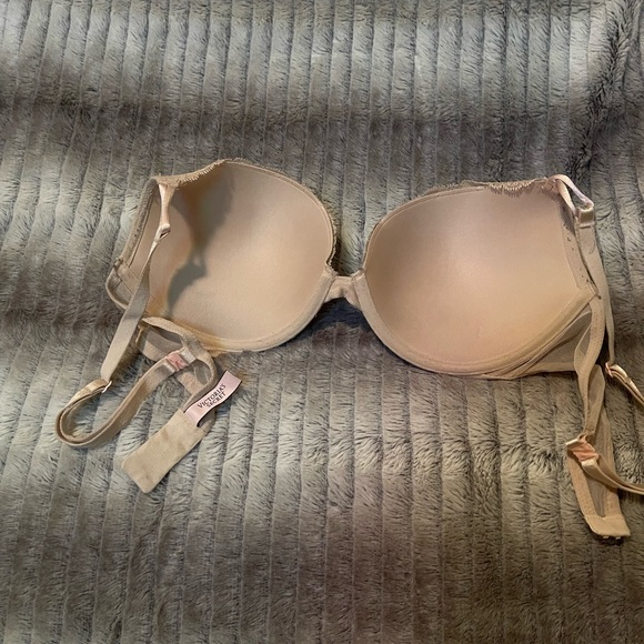 Victoria’s Secret Push Up Bra 34D Allover Lace - Picture 4 of 6